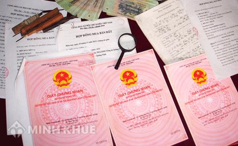 Muốn chuyển đổi mục đích sử dụng đất và tách thửa đất thì cần biết thủ tục hành chính như thể nào?
