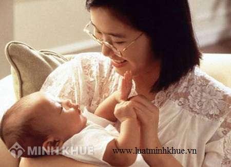 Nghỉ thai sản thì công ty có phải trả phụ cấp không ?