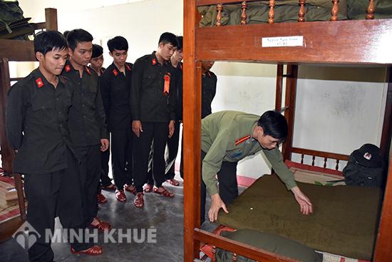 Nhà có 3 người tham gia nghĩa vụ rồi thì có phải đi nữa không?