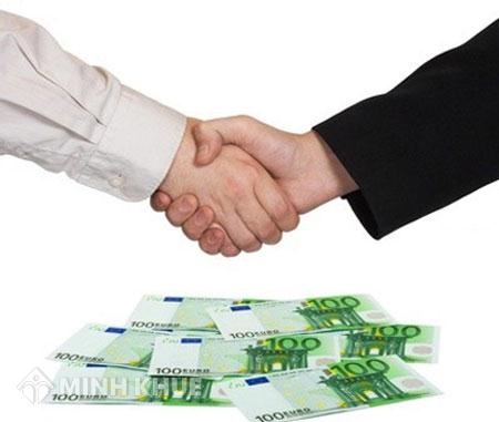 Nhà hàng xóm xây nhà làm hỏng tài sản có phải bồi thường thiệt hại không ?