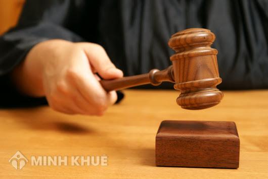 Phòng vệ chính đáng và tình thế cấp thiết giống nhau và khác nhau như thế nào ?