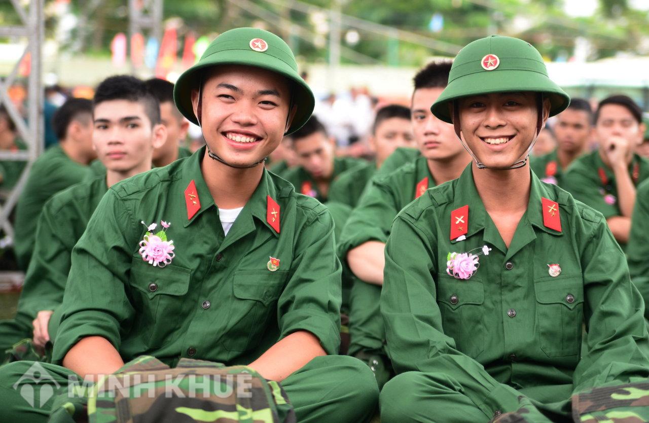 Bị bệnh run vô căn có được miễn nghĩa vụ quân sự không?
