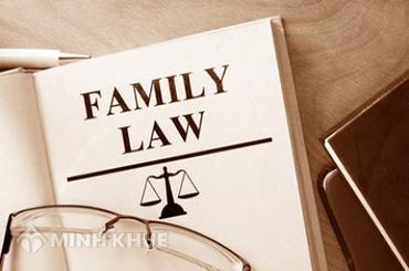 Sau khi cưới người chồng đi làm và số tiền đó có được xem là tài sản chung không ?