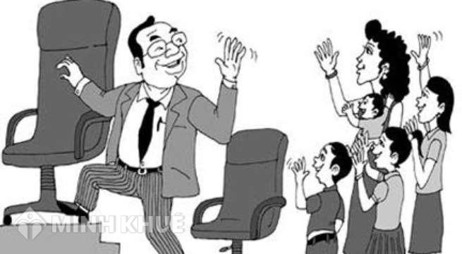 Sinh con thứ ba có bị xử lý kỷ luật đối với công chức ? 