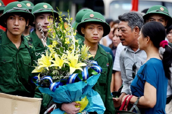 Sinh năm 1990 có quá tuổi đi nghĩa vụ quân sự không ?