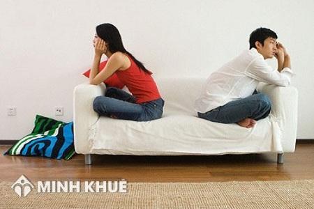 Tại sao thuận tình ly hôn Tòa án lại đưa đơn khởi kiện ? Xin Luật sư giải đáp ?