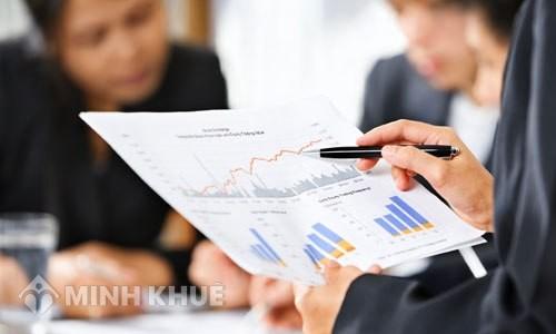 Tên công ty thay đổi thì có phải thay đổi giấy chứng nhận đăng kí quyền tác giả đối với tác phẩm mỹ thuật ứng dụng không?