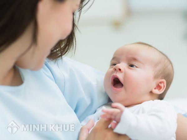 Thủ tục đổi tên cho con ?
