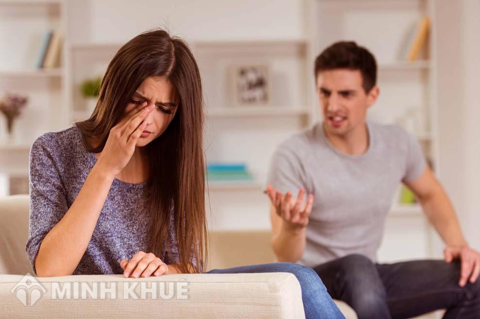 Thủ tục ly hôn khi chồng không đóng góp nuôi con và không có trách nhiệm với con?
