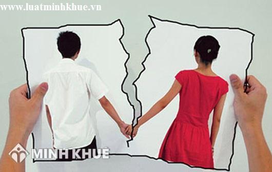 Thủ tục ly hôn khi vợ đi lao động ở nước ngoài không về?