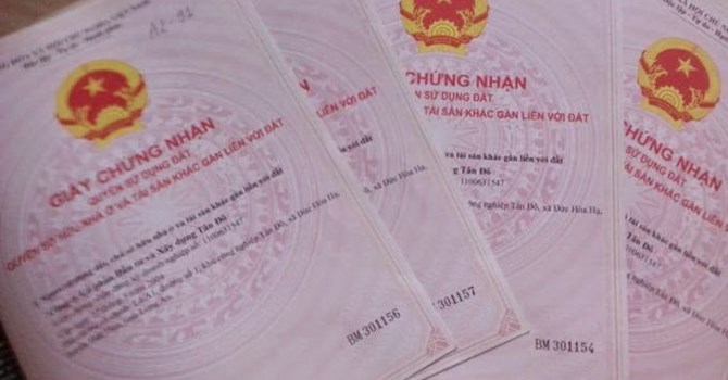 Thủ tục sang tên chuyển nhượng quyền sử dụng đất được quy định như thế nào?
