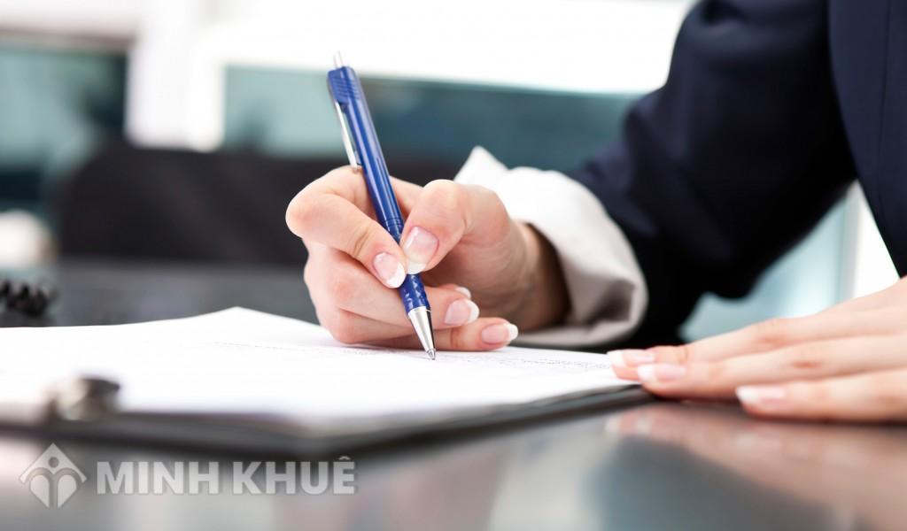 Thuế thu nhập cá nhân cho hộ kinh doanh vé máy bay ?