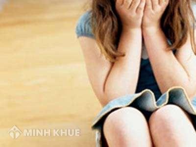 Truy cứu trách nhiệm hình sự đối với tội hiếp dâm như thế nào ?