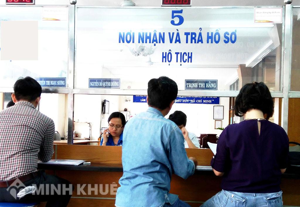 Tư vấn làm giấy khai sinh cho con sau khi ly thân ?