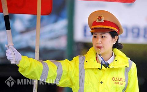 Tư vấn pháp luật giao thông trực tuyến qua tổng đài điện thoại