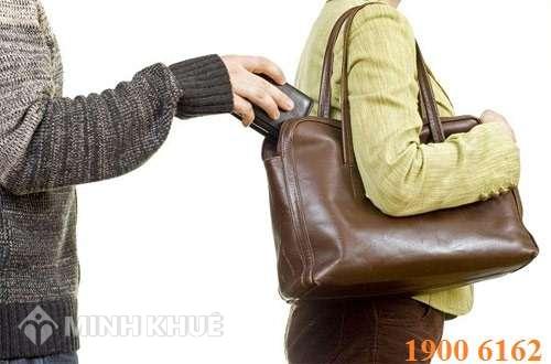 Tư vấn về trách nhiệm trả nợ và trách nhiệm hình sự ?