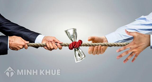 Tư vấn về việc công ty đơn phương chấm dứt hợp đồng lao động trước tuổi hưu 1 năm ?