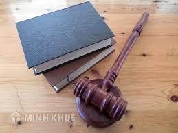 UBND huyện, tỉnh thu hồi đất do chấm dứt việc sử dụng đất theo pháp luật, tự nguyện trả lại đất, có nguy cơ đe dọa tính mạng con người như thế nào ?