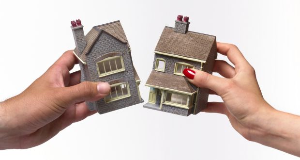 Ủy ban nhân dân Xã/Phường có trách nhiệm như thế nào trong việc hòa giải và giải quyết cá tranh chấp đất đai ? 