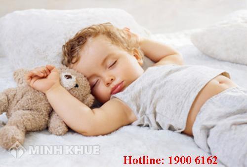 Luật sư tư vấn giải quyết tranh chấp về quyền nuôi con
