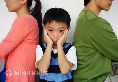 Không đóng trợ cấp nuôi con khi ly hôn có được không?