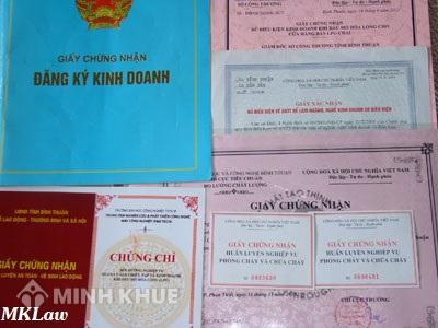 Tiệm bán thức ăn nhanh có cần đăng ký giấy phép kinh doanh ?