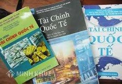 Phó giáo sư, tiến sĩ... “luộc” sách!