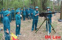 Không đủ điều kiện đi nghĩa vụ quân sự có bắt buộc phải tham gia dân quân tự vệ tại phường ?