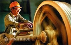 Chế độ của bí thư chi đoàn tại trường tiểu học ?