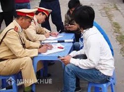 Xử phạt vi phạm hành chính có biên lai không ?