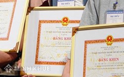 Cắt giảm thi đua, khen thưởng vì bỏ việc đi uống caphe ?