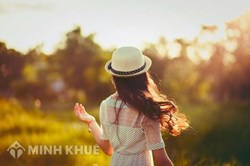 Làm thế nào để giúp con tôi vui vẻ trở lại sau khi chia tay người yêu ?