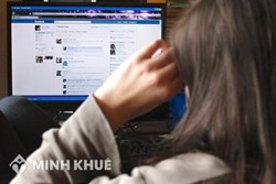 Mức phạt về tội làm nhục người khác như thế nào ? Phát tán video nhạy cảm bị phạt thế nào ?