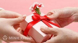 Gửi hàng qua bưu điện mà bị thất lạc thì bưu điện phải đền như thế nào?