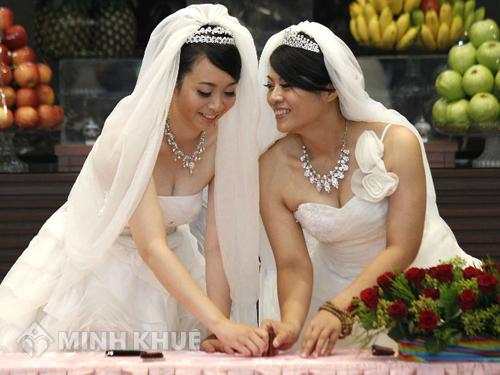 Độ tuổi kết hôn là bao nhiêu? Tuổi kết hôn có tính tuổi mụ hay không?