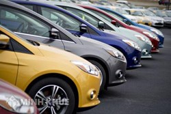 Sang tên đổi chủ xe ô tô khi đang thế chấp vay vốn ngân hàng thực hiện như thế nào ?