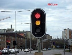 Dưới 16 tuổi có được điều khiển xe máy hay không ?