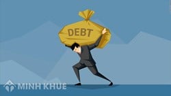Nhận tiền của ATM online trả nhầm có vi phạm pháp luật không
