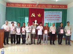 Cấp đất cho hộ gia đình