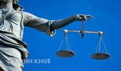Vụ việc Băng-rôn tri ân Thầy của nhóm sinh viên Style hệ Đại học,chuyên ngành <strong>QT</strong> - KD?