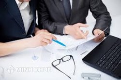 Những điều cần biết khi thuê luật sư?