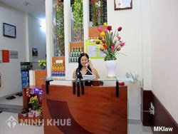 Thuê khách sạn ngủ cùng bạn gái 16 tuổi 11 tháng có phạm pháp ?