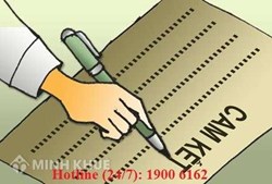 Giấy tặng cho đất đai sản viết tay (đánh máy) có giá trị pháp lý không ?