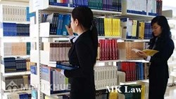 Khi chuyển ngạch có phải thi công chức hay xét tuyển chuyển ngạch ?