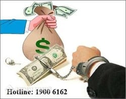 Nâng khống giá so với thực tế để hưởng tiền chênh lệch từ Ngân sách nhà nước thì phạm tội gì ?