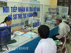 Chế độ của cán bộ hợp đồng làm việc trong UBND huyện ?