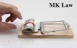 Tư vấn về xử lý hình sự người nhặt được tiền không chịu trả ?