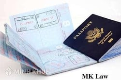 Tư vấn về việc nhờ người đi lấy hộ chiếu bị giữ giấy tờ ?