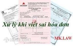 Địa chỉ của người mua hàng trên hóa đơn có được viết bằng tiếng nước ngoài ?