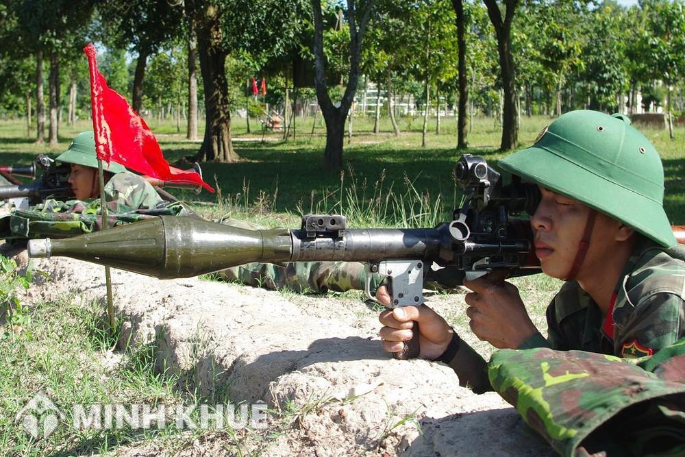 Không đi khám sức khỏe để thực hiện nghĩa vụ quân sự có sao không?